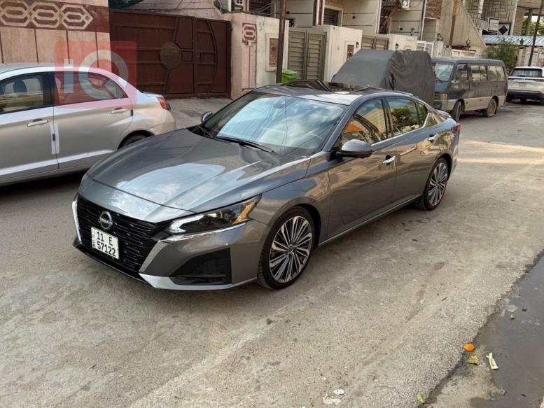 نیسان ئەلتیما